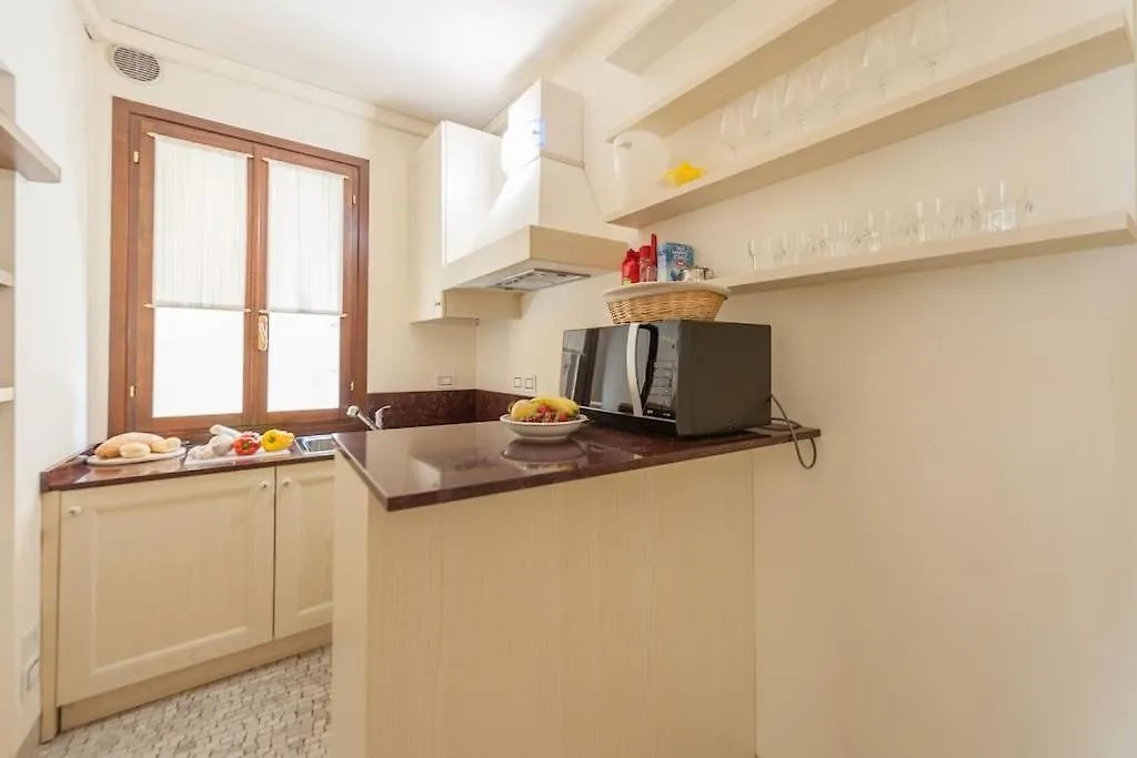 Apartment Ca' San Marco, Literally 20 Meters From San Marco Square! Venice