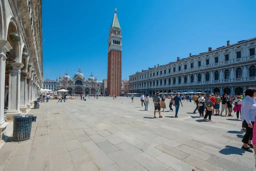 Ca' San Marco, Literally 20 Meters From San Marco Square! Venice Italy
